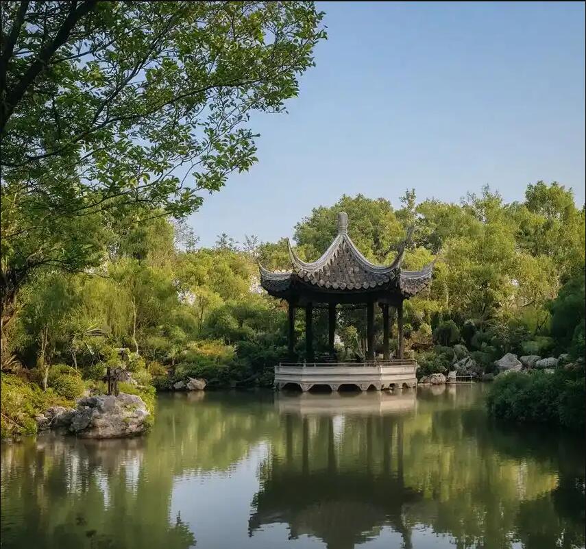 信阳平桥冰枫餐饮有限公司